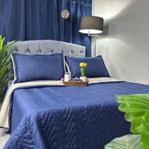 Colcha unicolor ovejera suave y cálida para cama, ideal para dormitorio moderno.