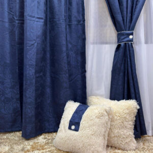 Cortina jacquard con velo en color Azul oscuro