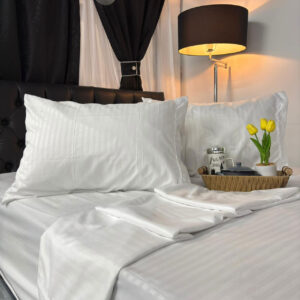 Juego de sábanas en poli-algodón, suaves, frescas y resistentes, perfectas para brindar confort y estilo a tu cama