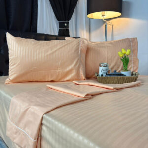 Juego de sábanas en poli-algodón, suaves, frescas y resistentes, perfectas para brindar confort y estilo a tu cama